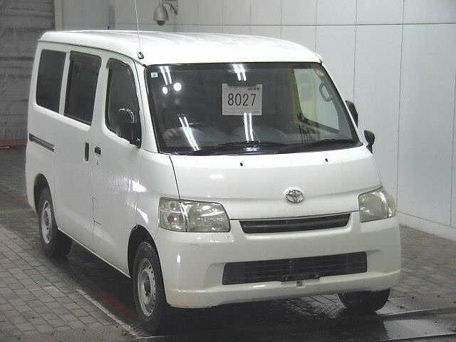 TOYOTA LITE ACE VAN