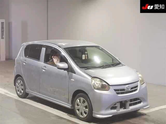 TOYOTA PIXIS EPOCH