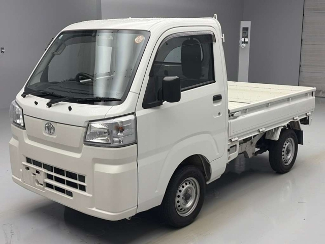 TOYOTA PIXIS TRUCK