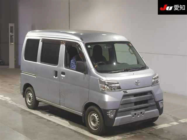 TOYOTA PIXIS VAN