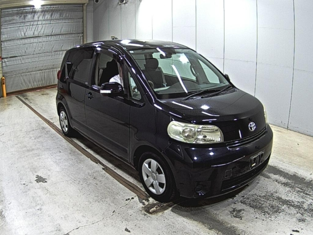 TOYOTA PORTE
