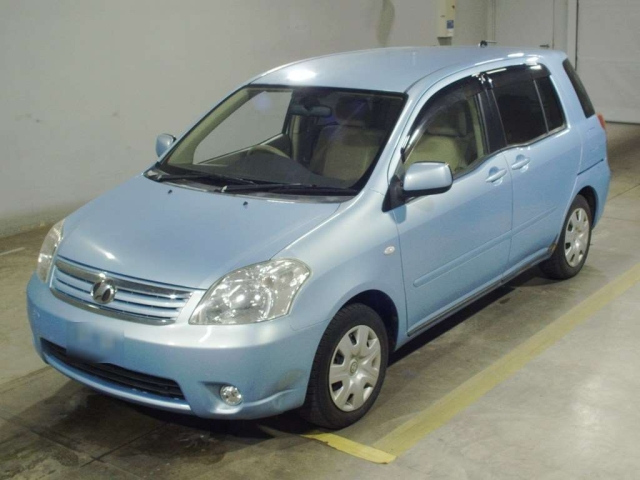 TOYOTA RAUM