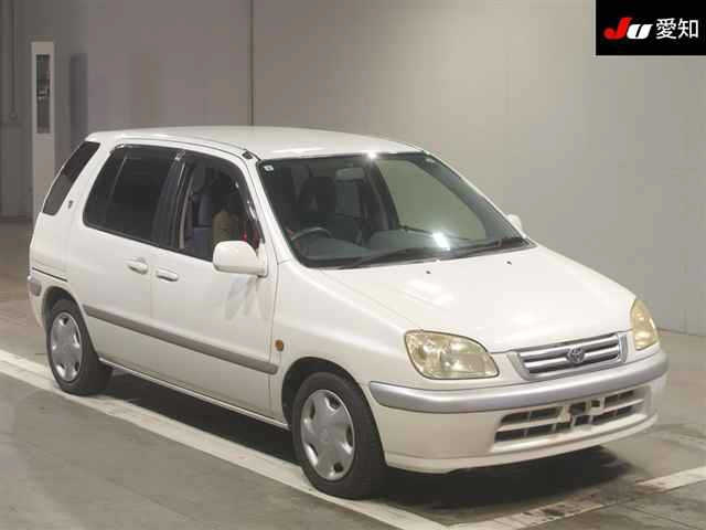 TOYOTA RAUM
