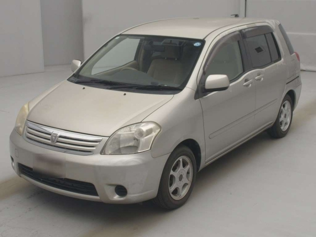 TOYOTA RAUM