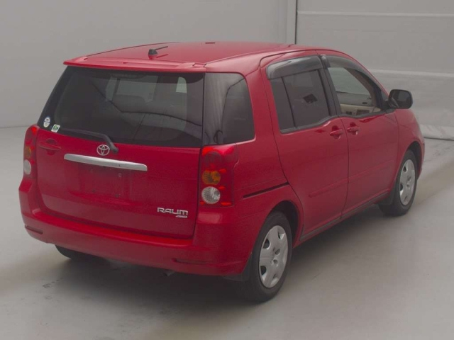 TOYOTA RAUM