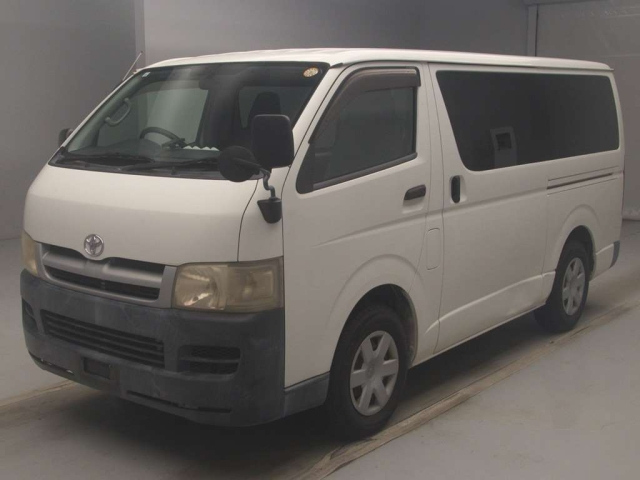 TOYOTA REGIUS ACE VAN