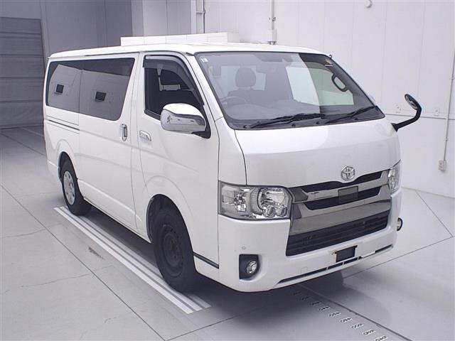 TOYOTA REGIUS ACE VAN