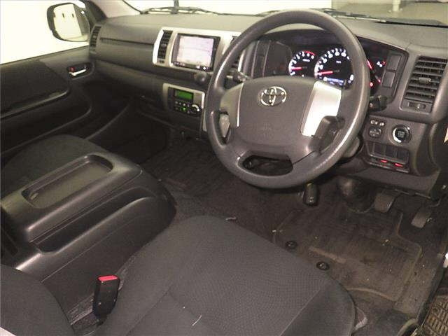 TOYOTA REGIUS ACE VAN