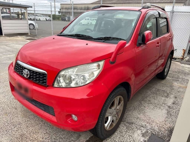 TOYOTA RUSH
