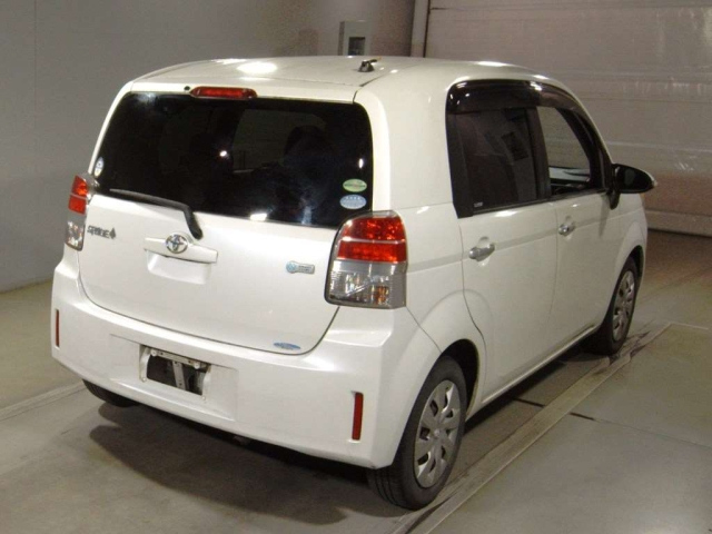 TOYOTA SPADE