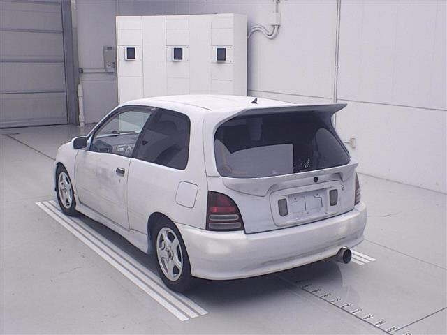 TOYOTA STARLET