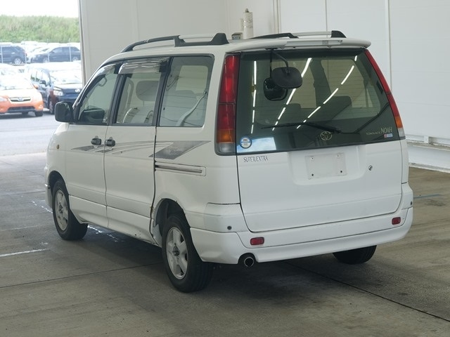 TOYOTA TOWN ACE NOAH