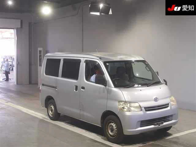 TOYOTA TOWN ACE VAN