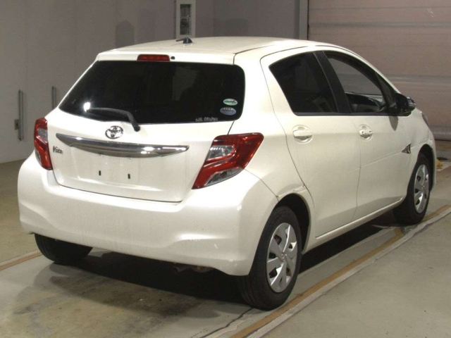 TOYOTA VITZ