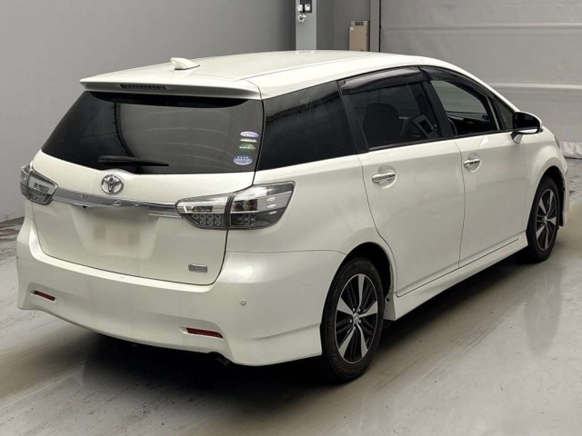 TOYOTA WISH