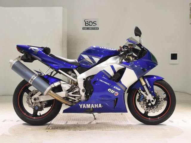 Yamaha YZF-R1