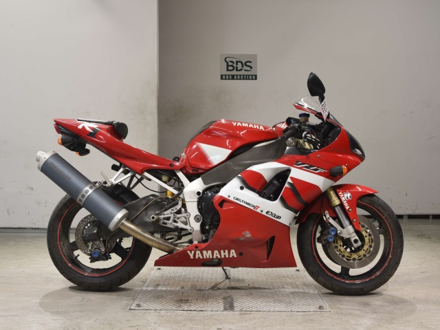 Yamaha YZF-R1