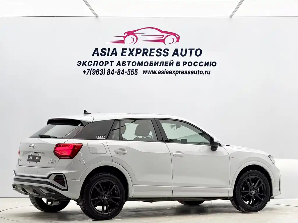 Audi Q2L