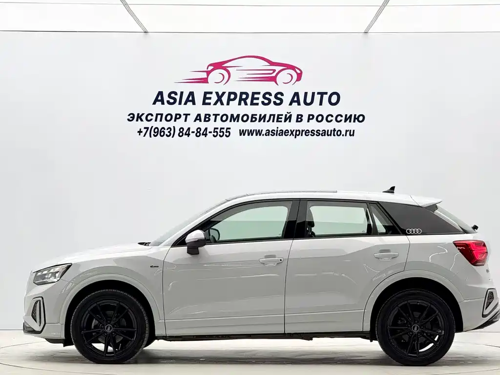 Audi Q2L