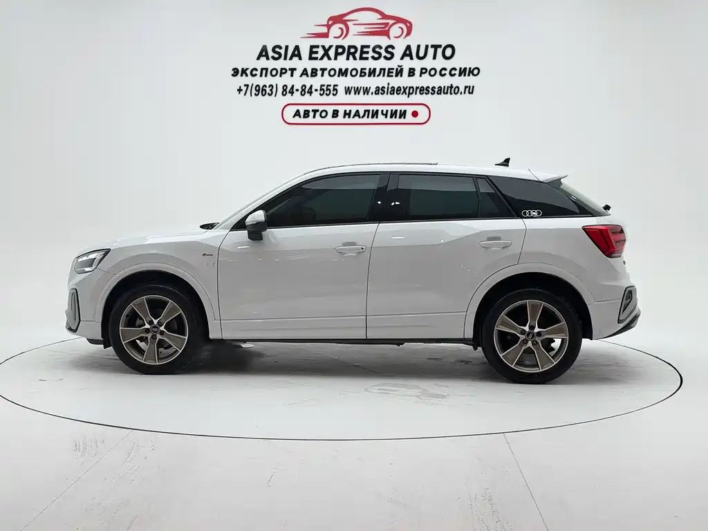 Audi Q2L