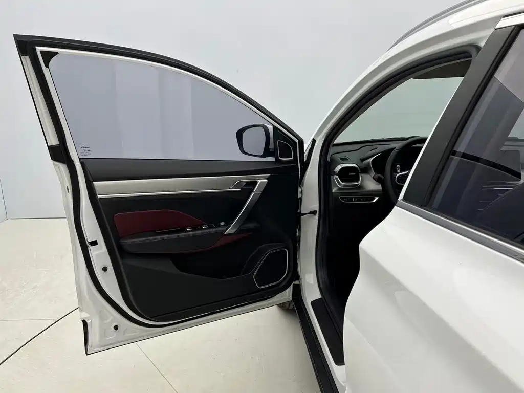 Geely Binyue