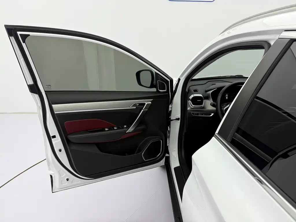 Geely Binyue