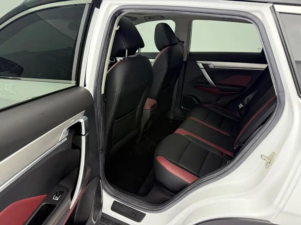 Geely Binyue
