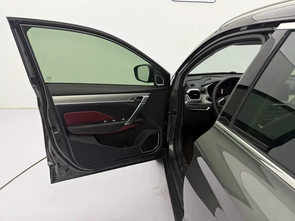 Geely Binyue