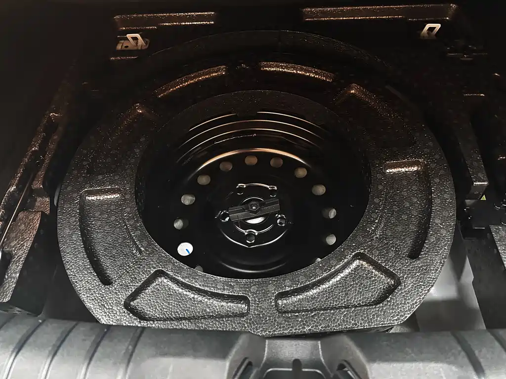 Geely Emgrand S