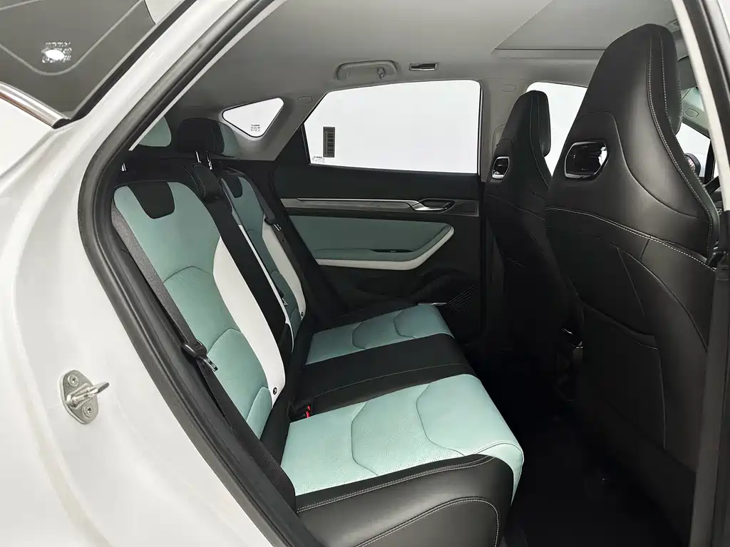 Geely Emgrand S