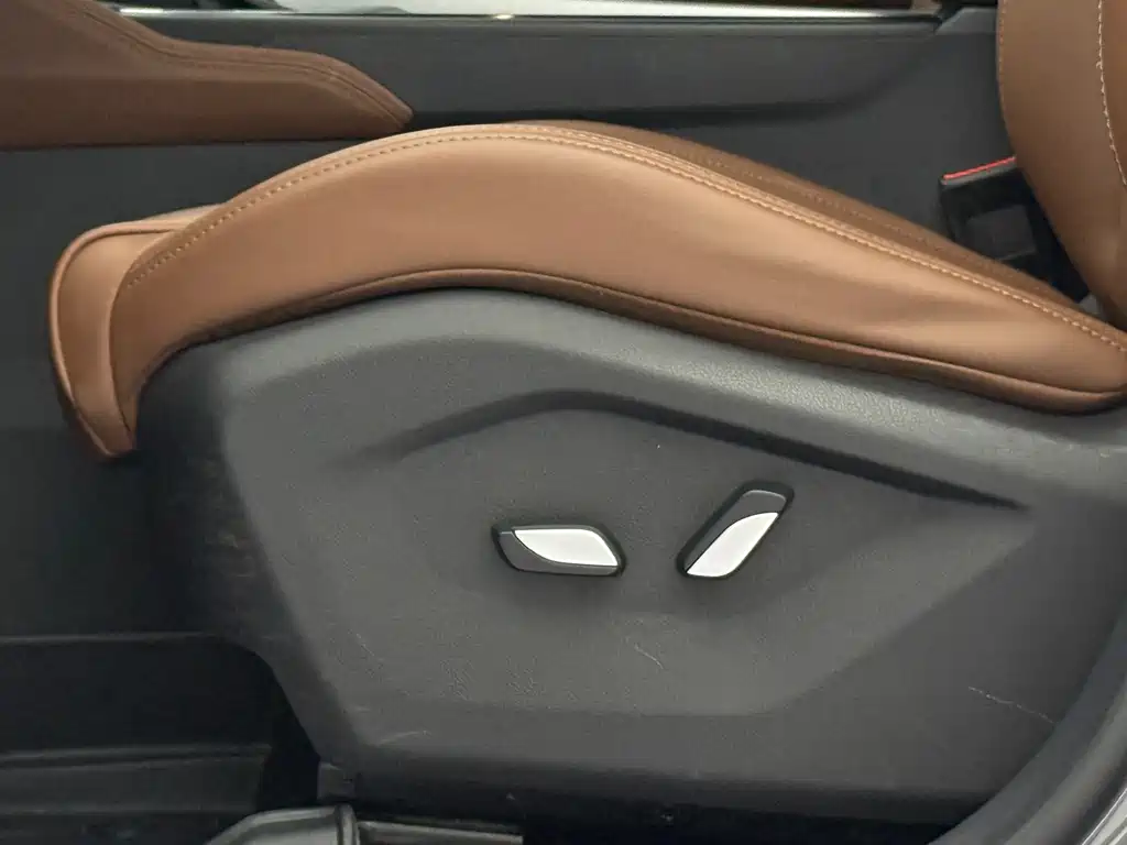 Geely Vision X6