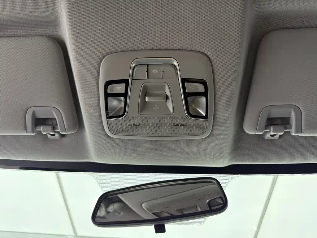 Geely Vision X6