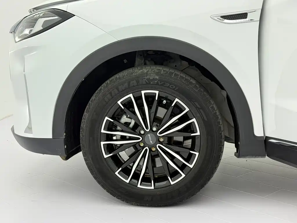Jetour X70 PLUS