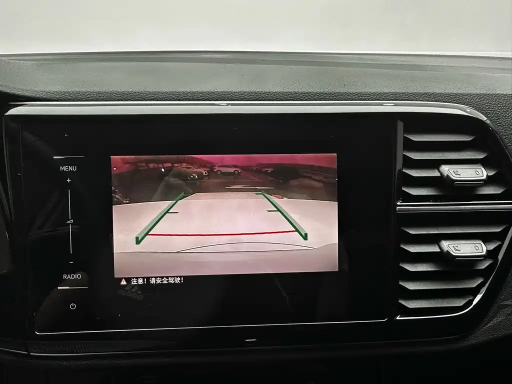 Jetta VS5