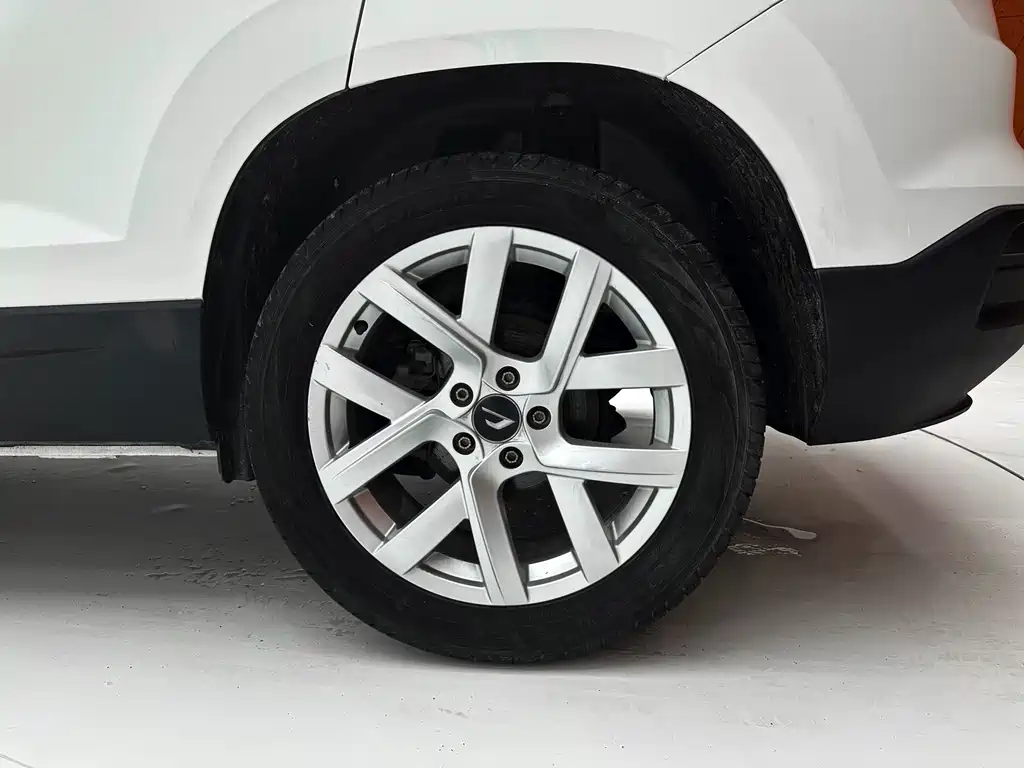 Jetta VS5