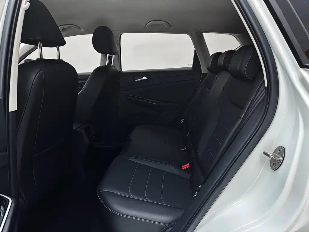 Jetta VS5