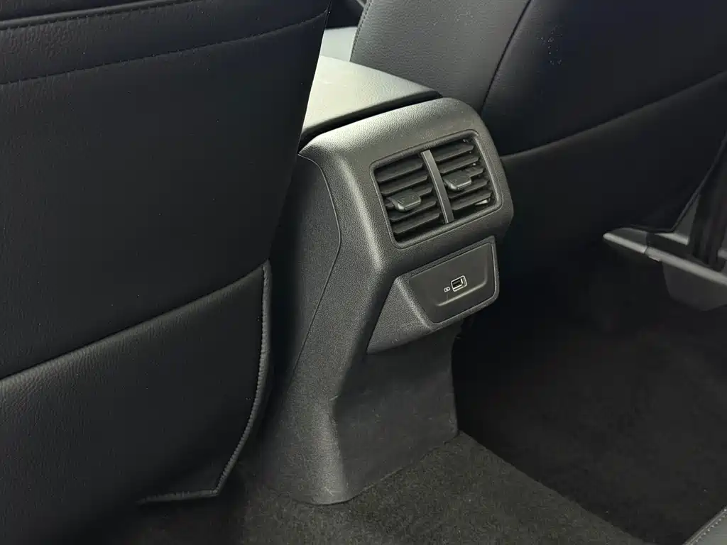 Jetta VS7