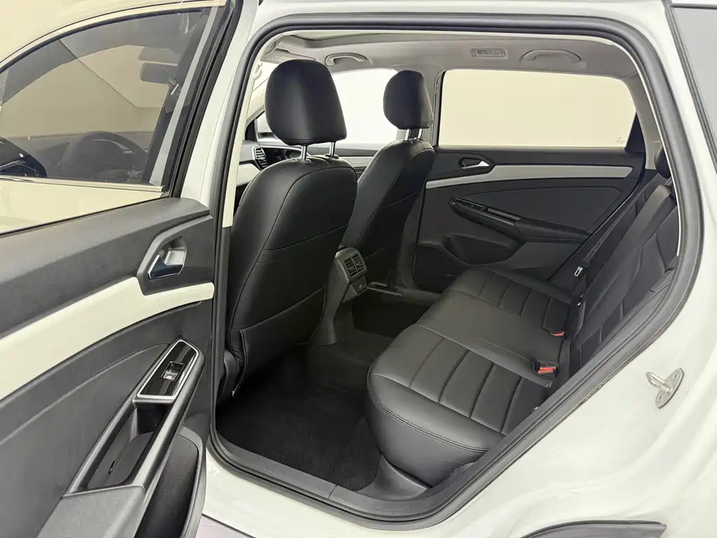 Jetta VS7