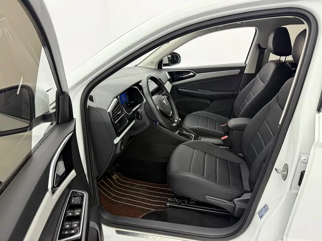 Jetta VS7