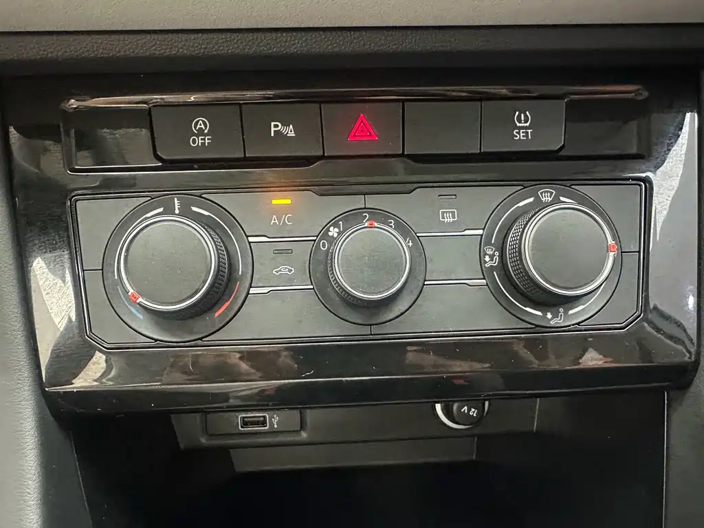 Jetta VS7