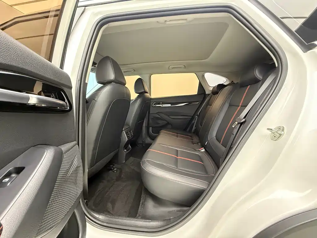 Kia KX3