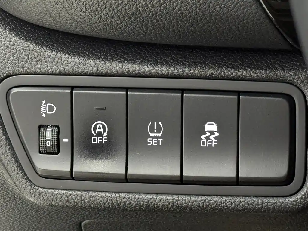 Kia KX3