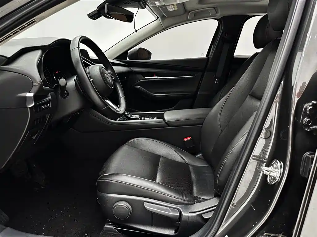 Mazda 3 Axela
