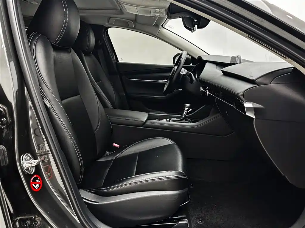 Mazda 3 Axela
