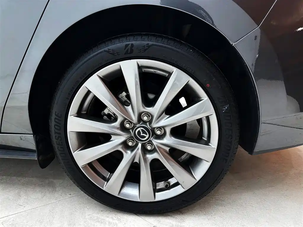 Mazda 3 Axela