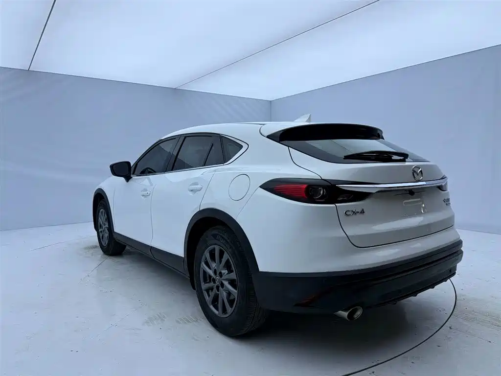 Mazda CX-4