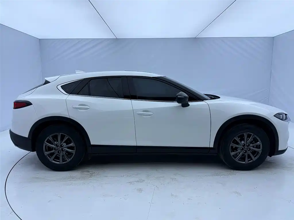 Mazda CX-4