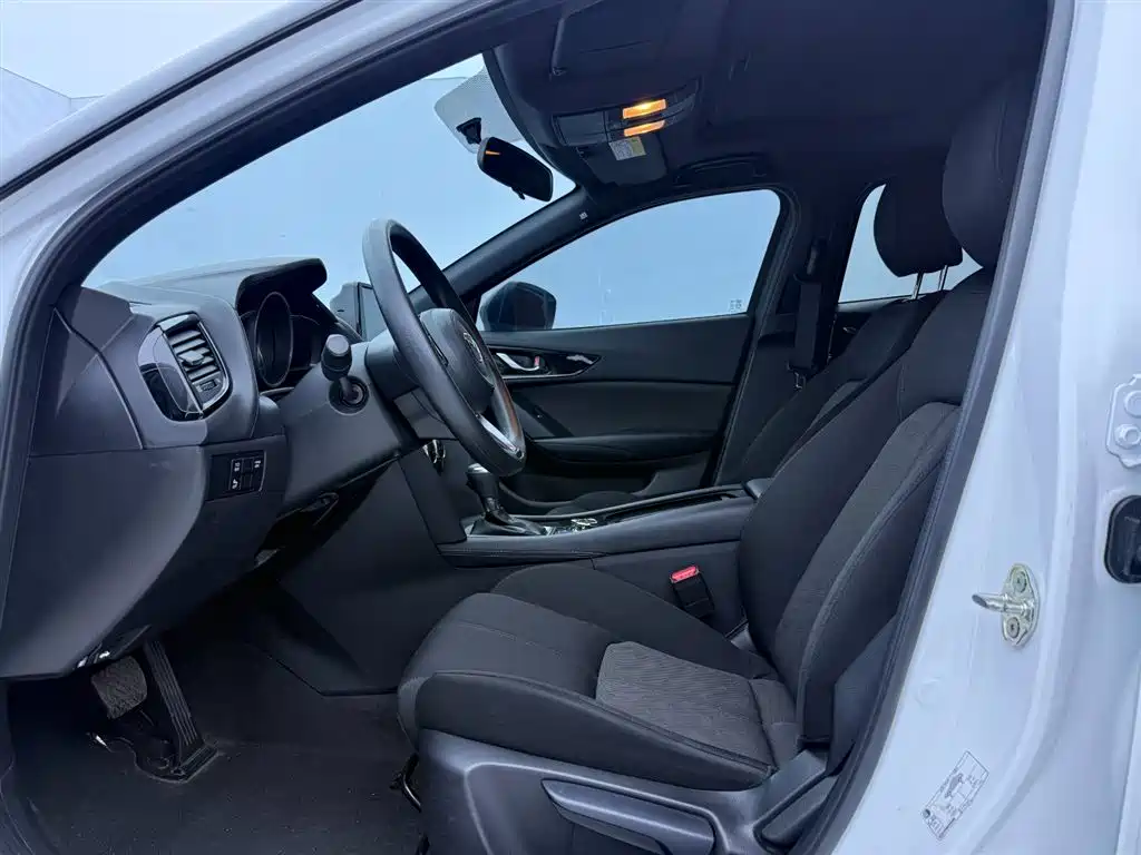 Mazda CX-4