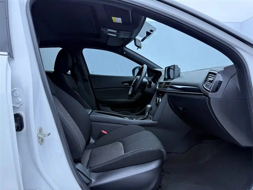 Mazda CX-4