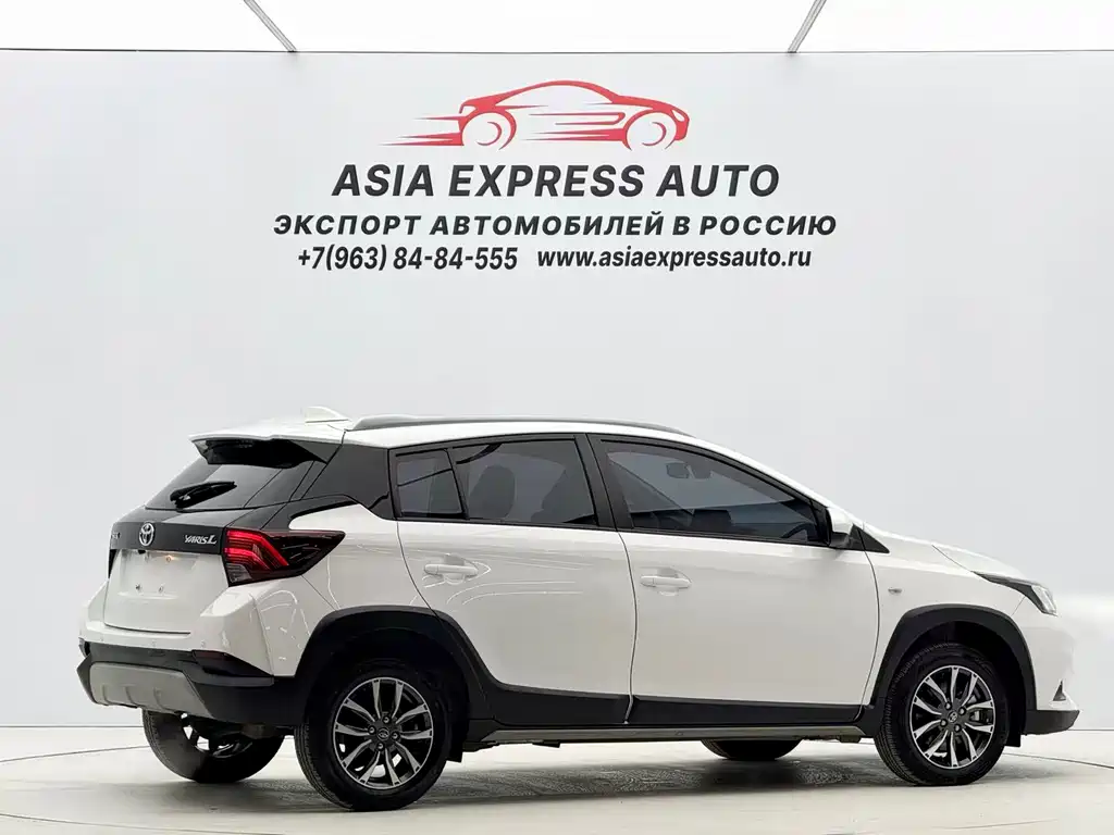 Toyota Yaris L